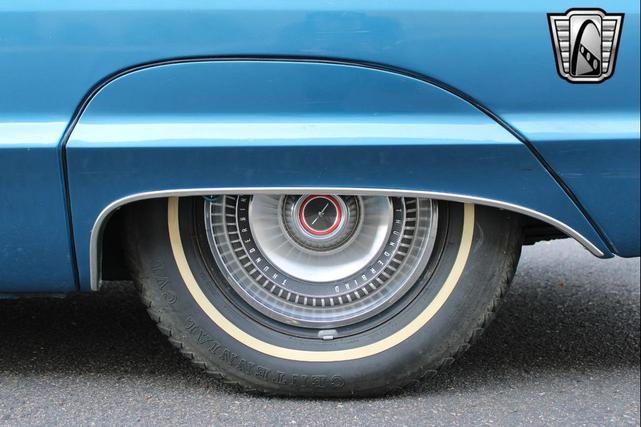 Photo of 1966 Blue Ford Thunderbird