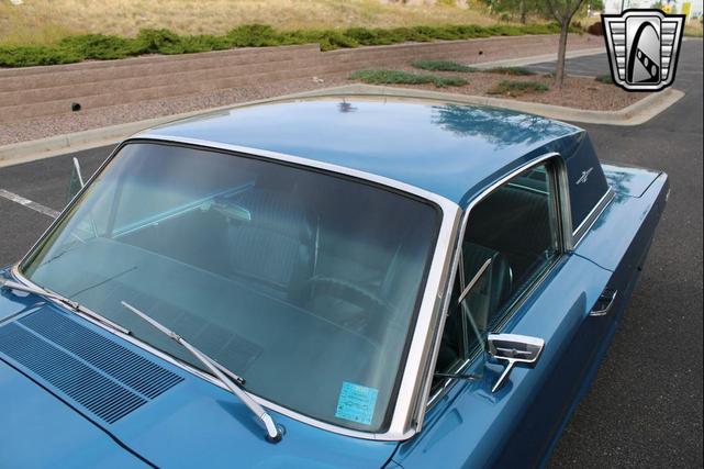 Photo of 1966 Blue Ford Thunderbird