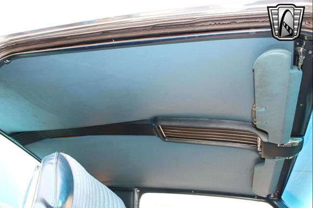 Photo of 1966 Blue Ford Thunderbird