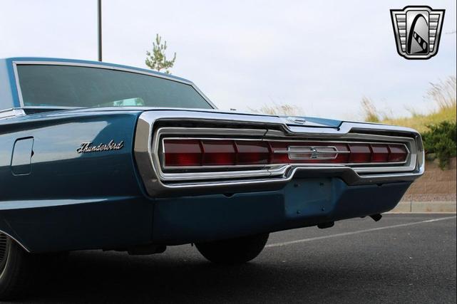 Photo of 1966 Blue Ford Thunderbird
