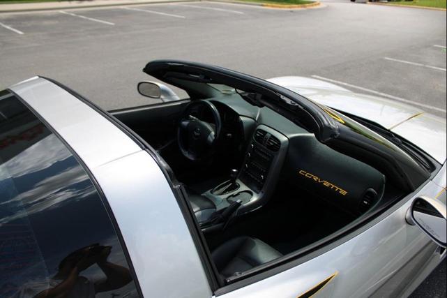 Photo of 2007 Silver Chevrolet Corvette