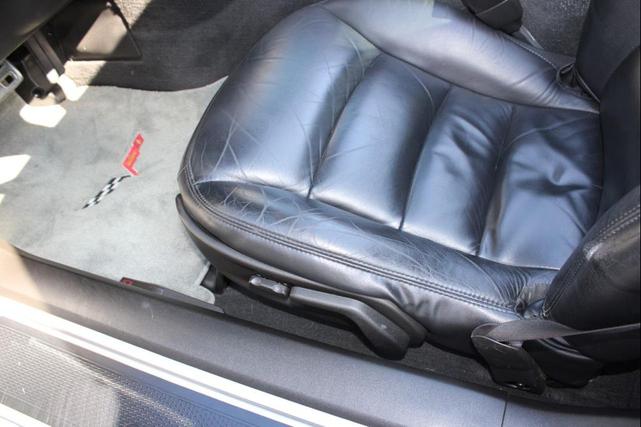 Photo of 2007 Silver Chevrolet Corvette