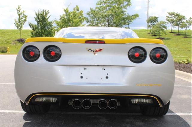 Photo of 2007 Silver Chevrolet Corvette