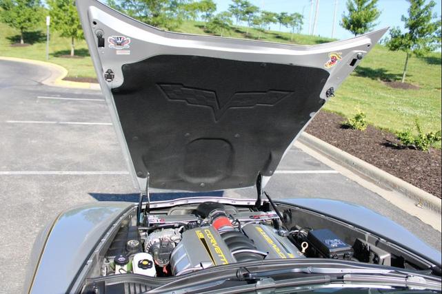 Photo of 2007 Silver Chevrolet Corvette