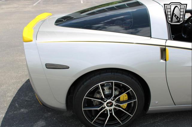 Photo of 2007 Silver Chevrolet Corvette