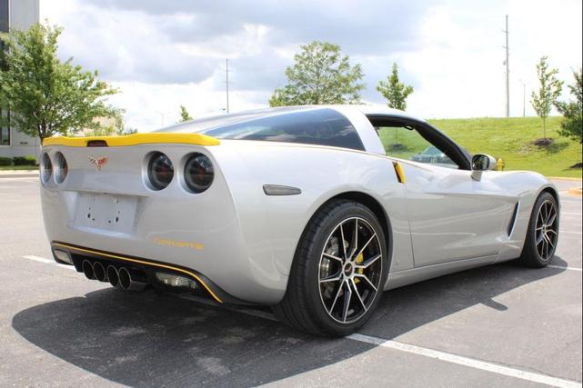 Photo of 2007 Silver Chevrolet Corvette