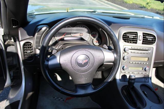Photo of 2007 Silver Chevrolet Corvette