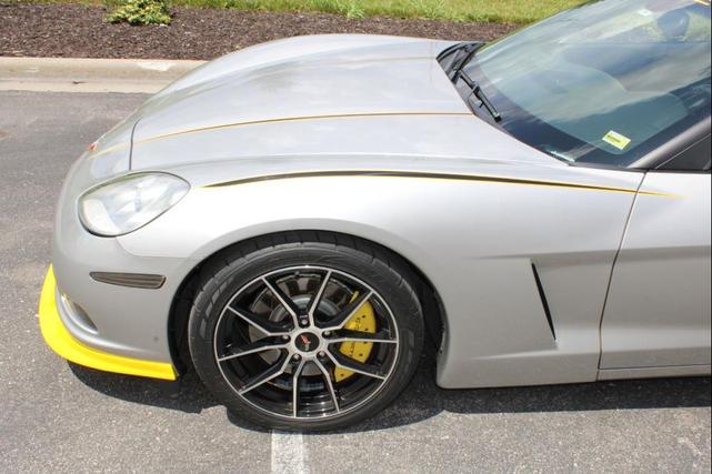Photo of 2007 Silver Chevrolet Corvette