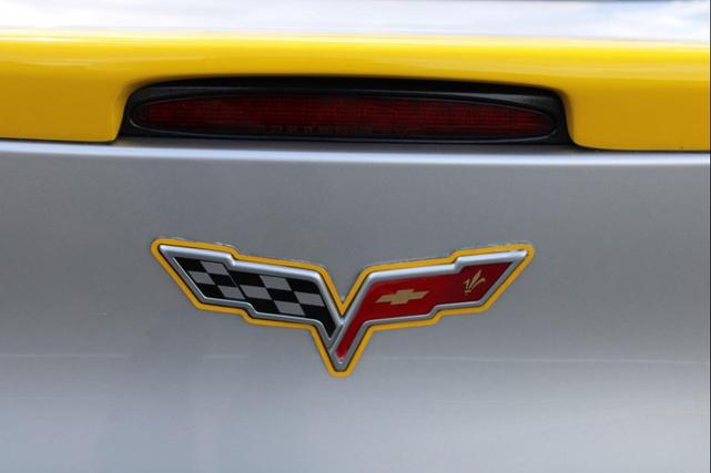 Photo of 2007 Silver Chevrolet Corvette