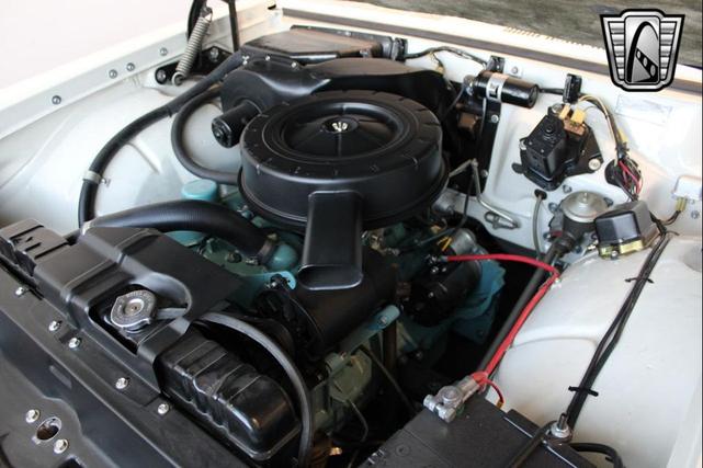 Photo of 1962 White Pontiac Tempest