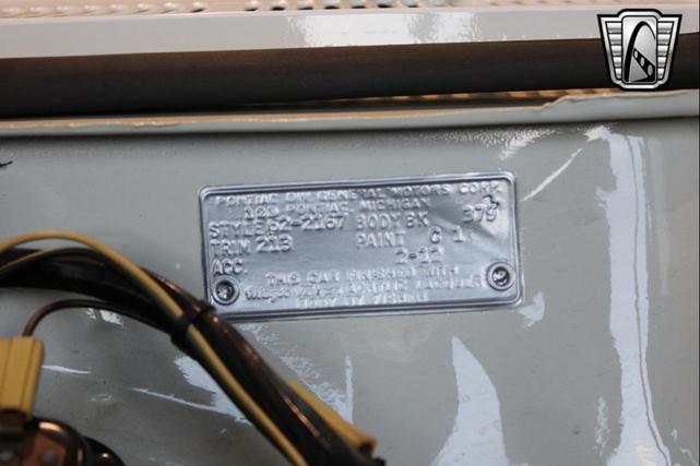 Photo of 1962 White Pontiac Tempest