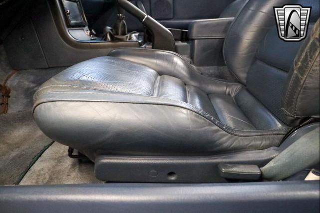 Photo of 1988 Blue Mazda RX-7