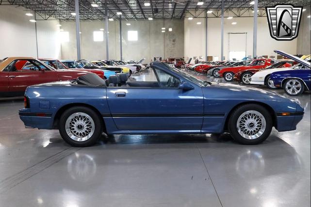 Photo of 1988 Blue Mazda RX-7