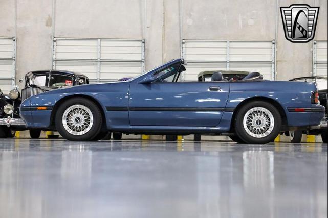 Photo of 1988 Blue Mazda RX-7