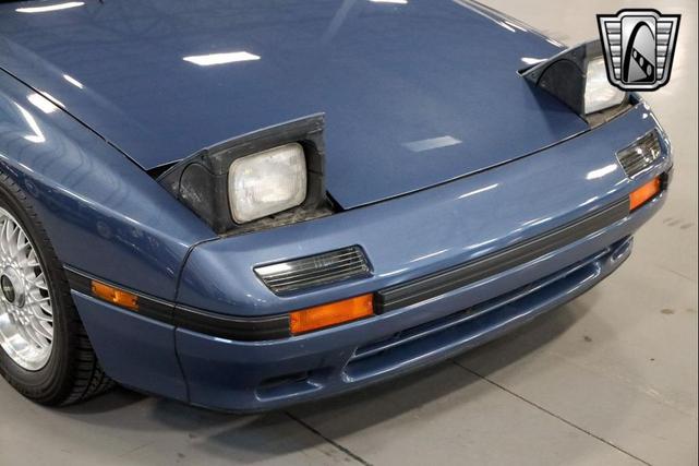 Photo of 1988 Blue Mazda RX-7