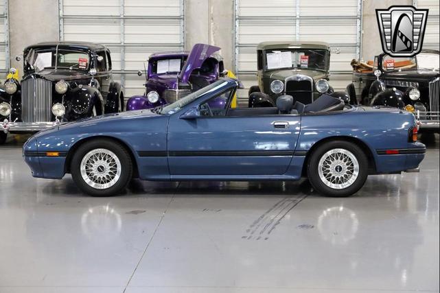 Photo of 1988 Blue Mazda RX-7