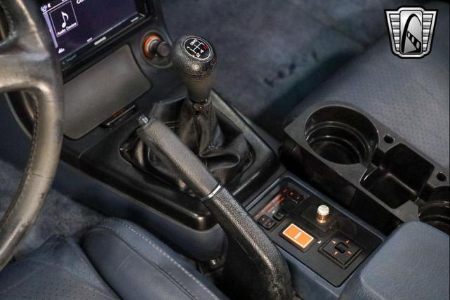 Photo of 1988 Blue Mazda RX-7