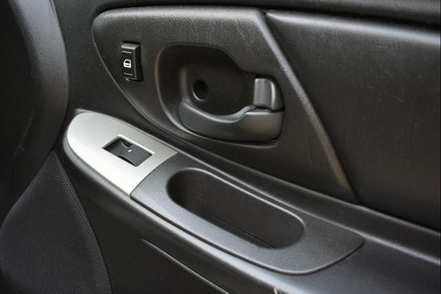 Photo of 2007 Gray Stripes Chevrolet Monte Carlo
