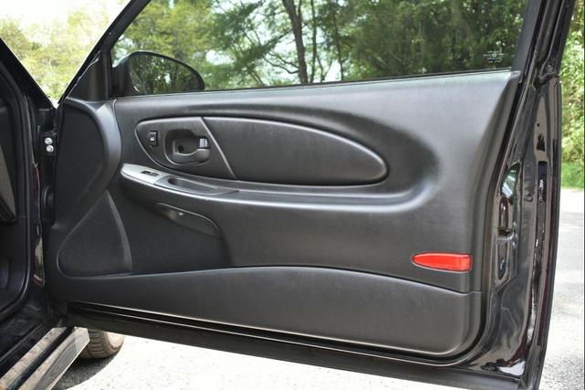 Photo of 2007 Gray Stripes Chevrolet Monte Carlo