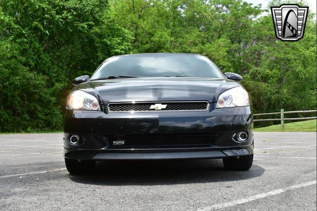 Photo of 2007 Gray Stripes Chevrolet Monte Carlo