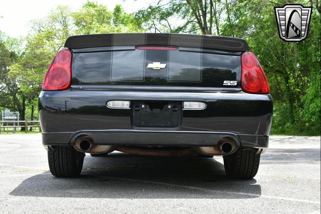 Photo of 2007 Gray Stripes Chevrolet Monte Carlo