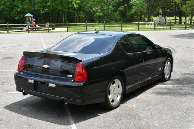 Photo of 2007 Gray Stripes Chevrolet Monte Carlo