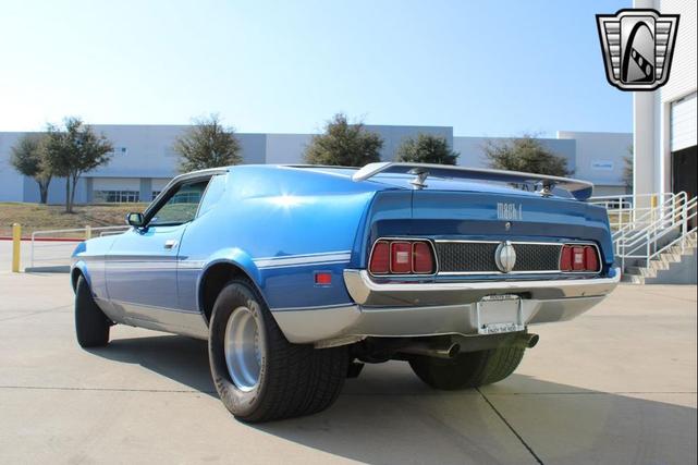 Photo of 1971 Blue Ford Mustang