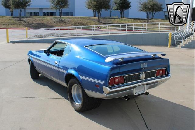 Photo of 1971 Blue Ford Mustang