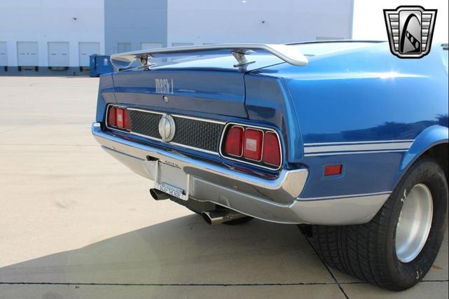 Photo of 1971 Blue Ford Mustang