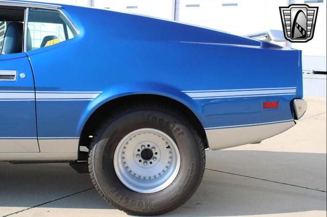 Photo of 1971 Blue Ford Mustang