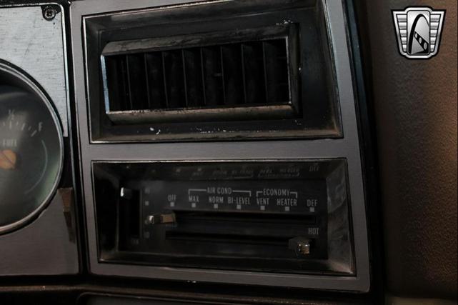 Photo of 1978 Brown Chevrolet Suburban