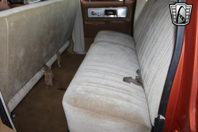Photo of 1978 Brown Chevrolet Suburban