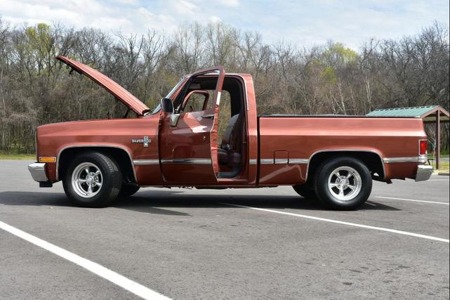 Photo of 1983 Orange Chevrolet C10/K10