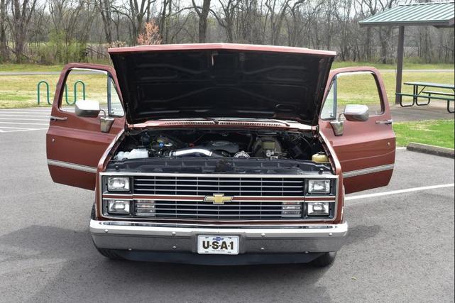 Photo of 1983 Orange Chevrolet C10/K10