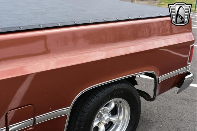 Photo of 1983 Orange Chevrolet C10/K10
