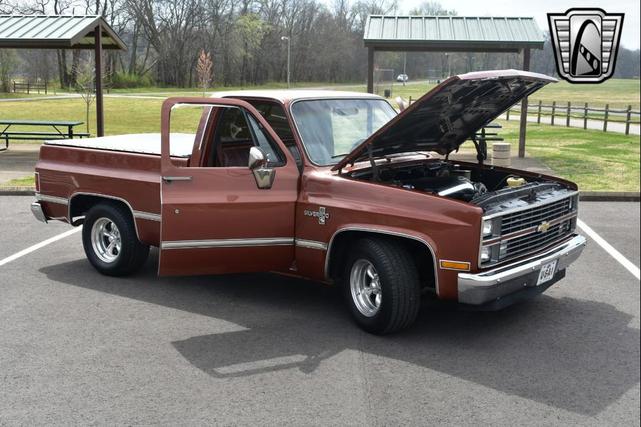 Photo of 1983 Orange Chevrolet C10/K10