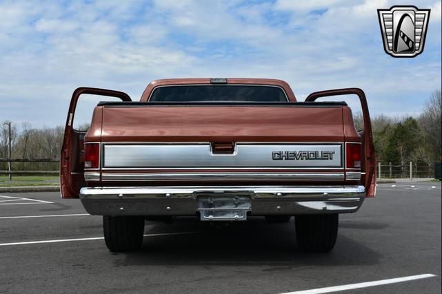 Photo of 1983 Orange Chevrolet C10/K10