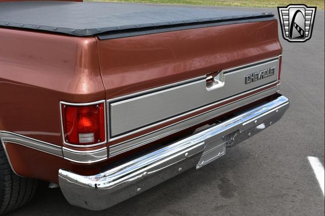 Photo of 1983 Orange Chevrolet C10/K10