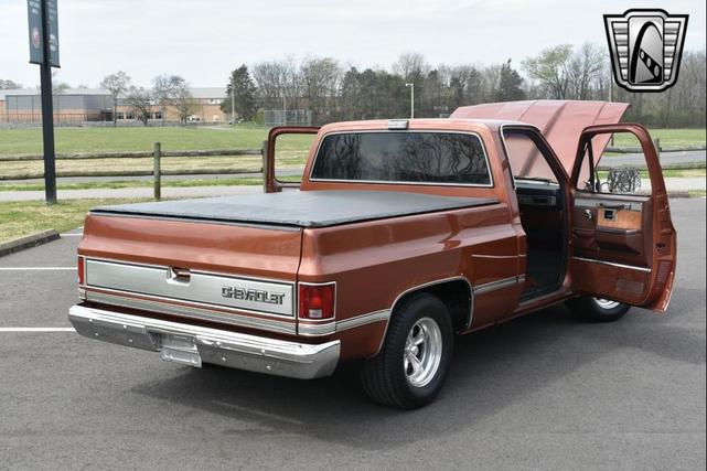 Photo of 1983 Orange Chevrolet C10/K10