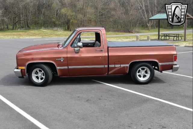 Photo of 1983 Orange Chevrolet C10/K10