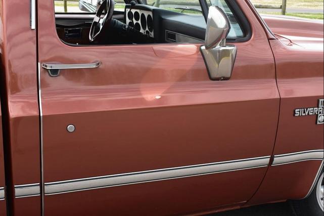 Photo of 1983 Orange Chevrolet C10/K10