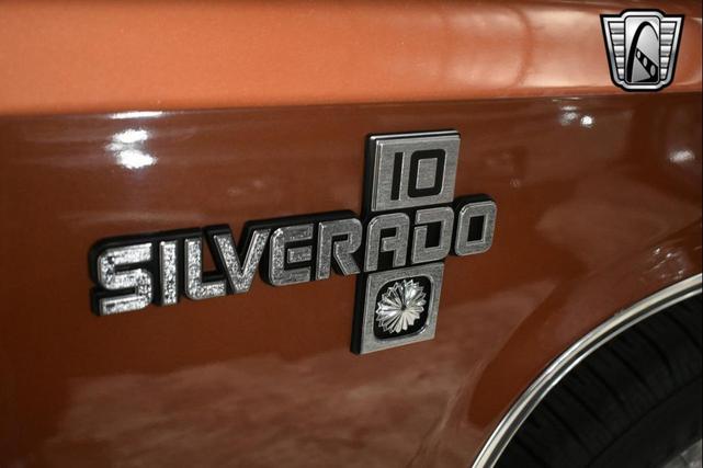 Photo of 1983 Orange Chevrolet C10/K10