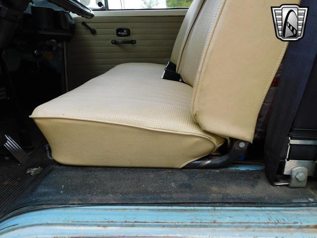 Photo of 1970 Blue Volkswagen Type 2