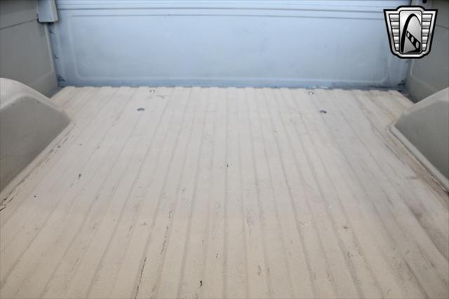 Photo of 1974 Beige Chevrolet C20/K20