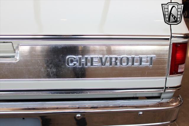 Photo of 1974 Beige Chevrolet C20/K20