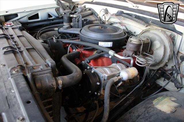 Photo of 1974 Beige Chevrolet C20/K20