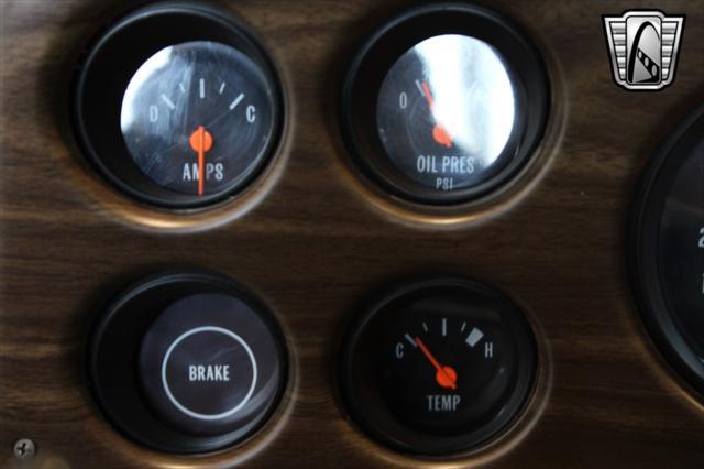 Photo of 1974 Beige Chevrolet C20/K20