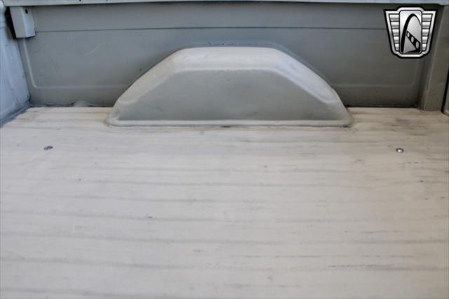 Photo of 1974 Beige Chevrolet C20/K20