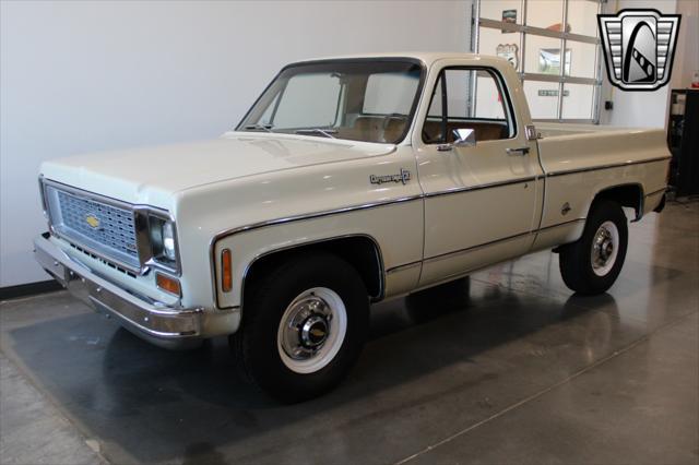 Photo of 1974 Beige Chevrolet C20/K20