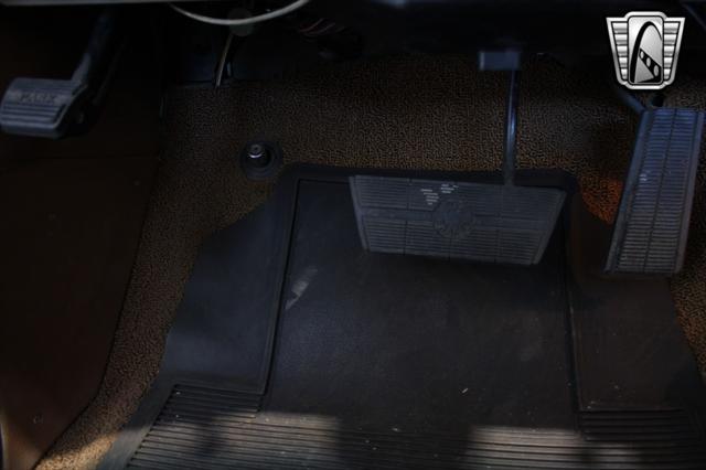 Photo of 1974 Beige Chevrolet C20/K20